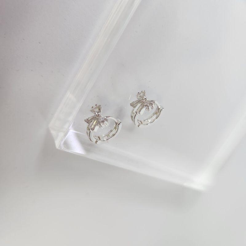 BRINCO PRATA ARGOLA LAÇO