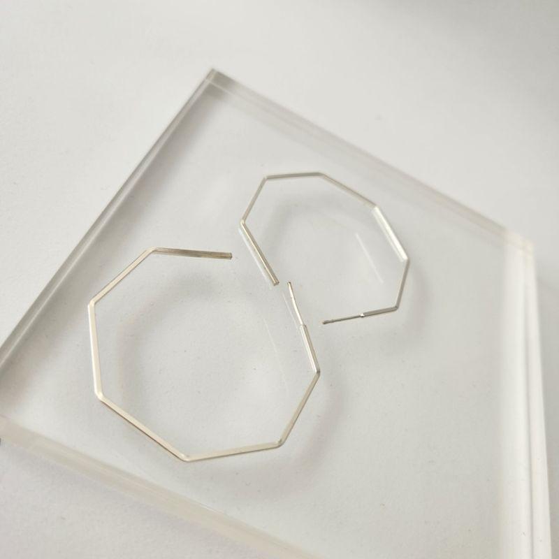 BRINCO PRATA ARGOLA OCTAGONAL G