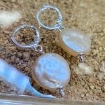 BRINCO PRATA ARGOLA PÉROLA B