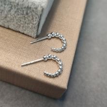 BRINCO PRATA ARGOLA PINO BOLINHA M