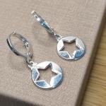 BRINCO PRATA ARGOLINHA ESTRELA VAZ