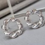 BRINCO PRATA CIR CROISSANT M