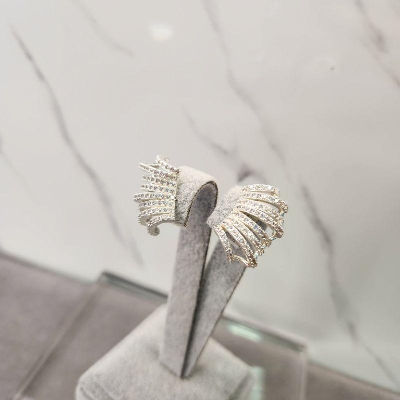 BRINCO PRATA CONCHA FESTA ZIRC