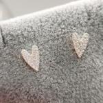 BRINCO PRATA CORAÇÃO TORTO