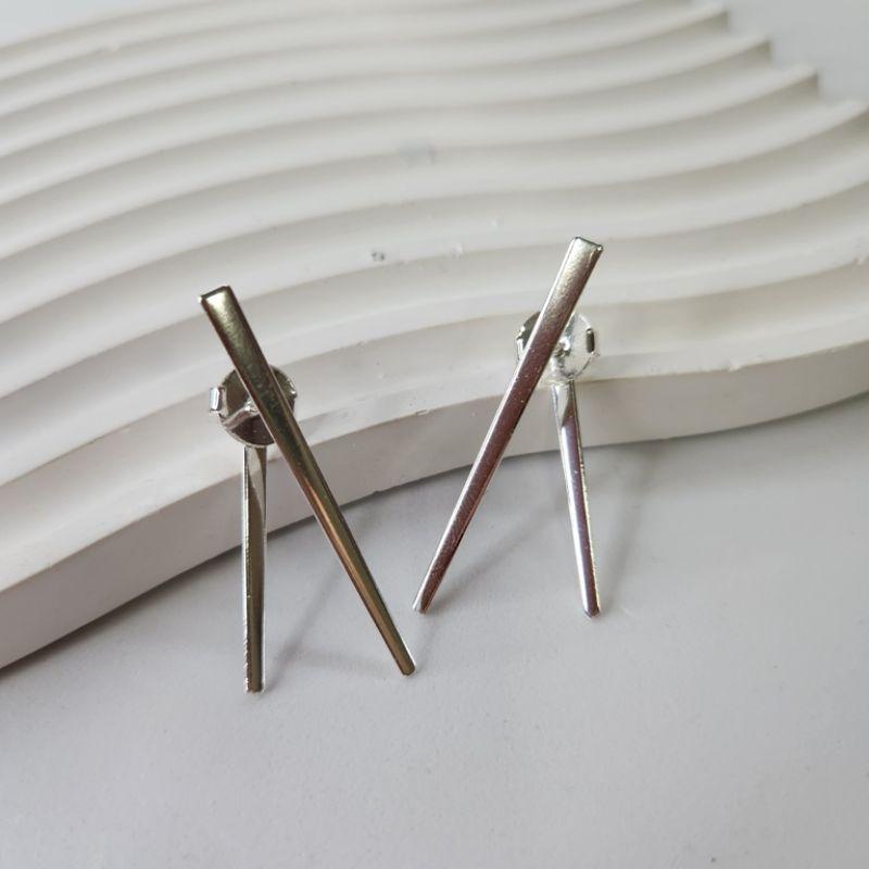 BRINCO PRATA DOIS PINOS