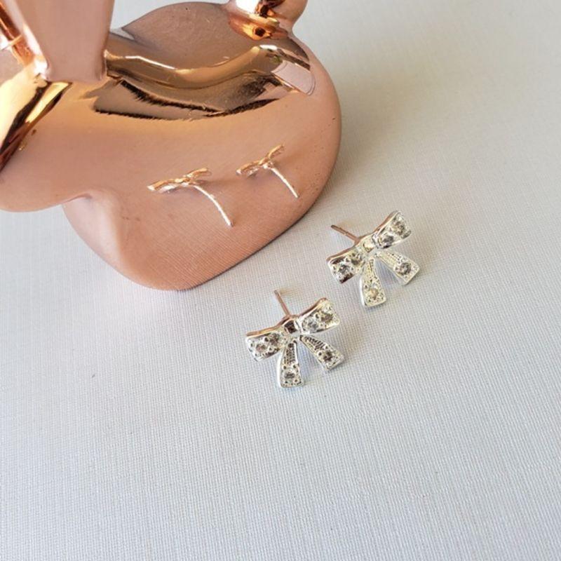 BRINCO PRATA LAÇO Z