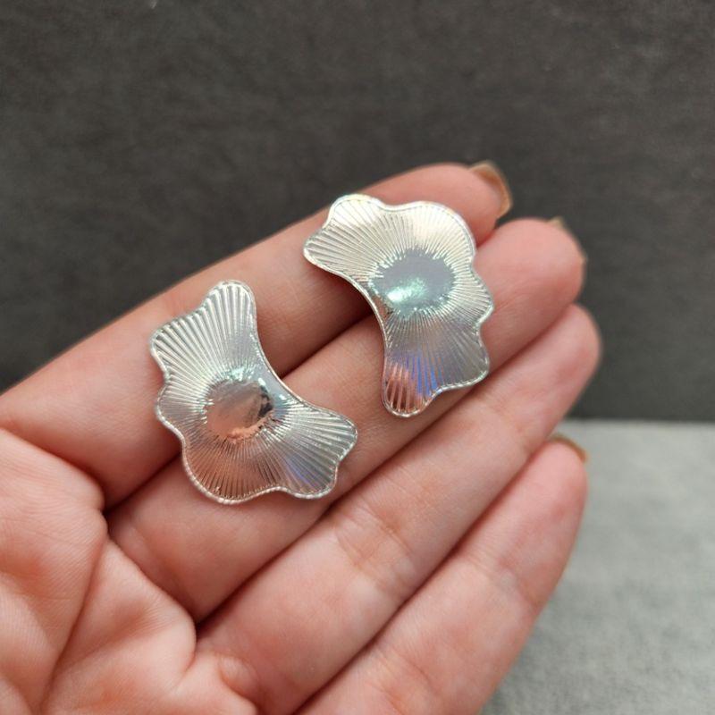 BRINCO PRATA MEIA FLOR