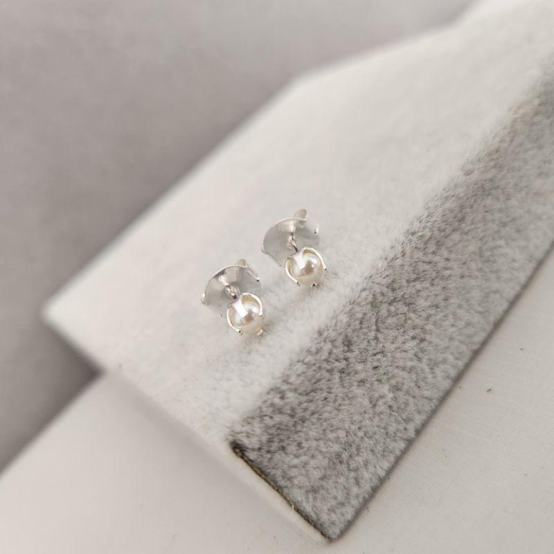 BRINCO PRATA PÉROLA BEBÊ