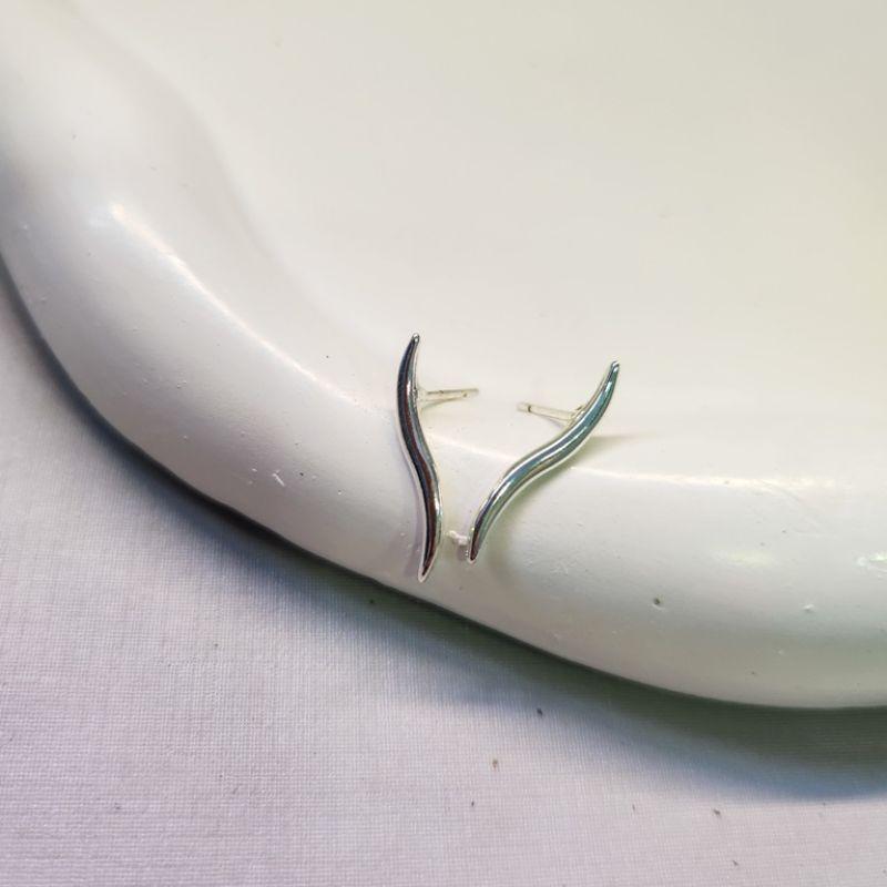 BRINCO PRATA RISCO ONDA