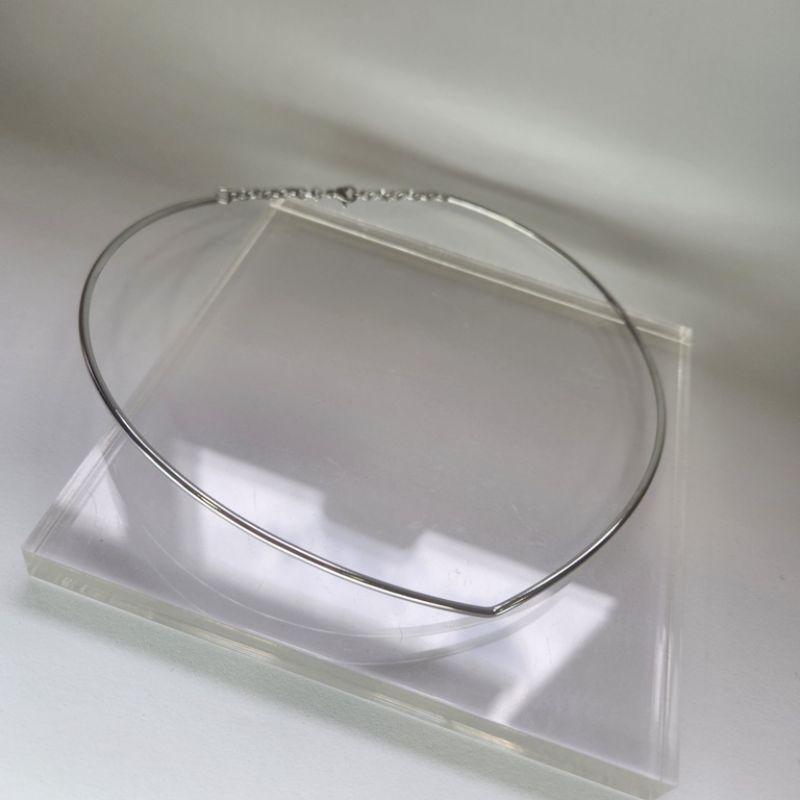 COLAR AÇO GARGANTILHA FIO CURVADO