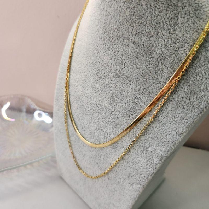 COLAR OURO DUPLO FITA QUADR