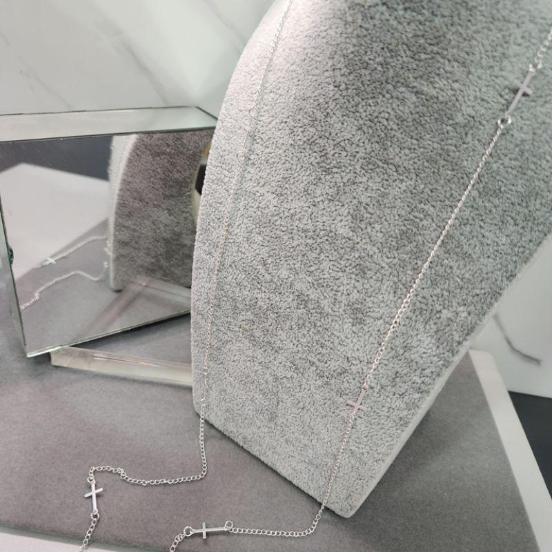 COLAR PRATA LONGO CRUZINHAS