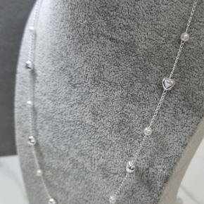 COLAR PRATA PÉROLA CORAÇÃO