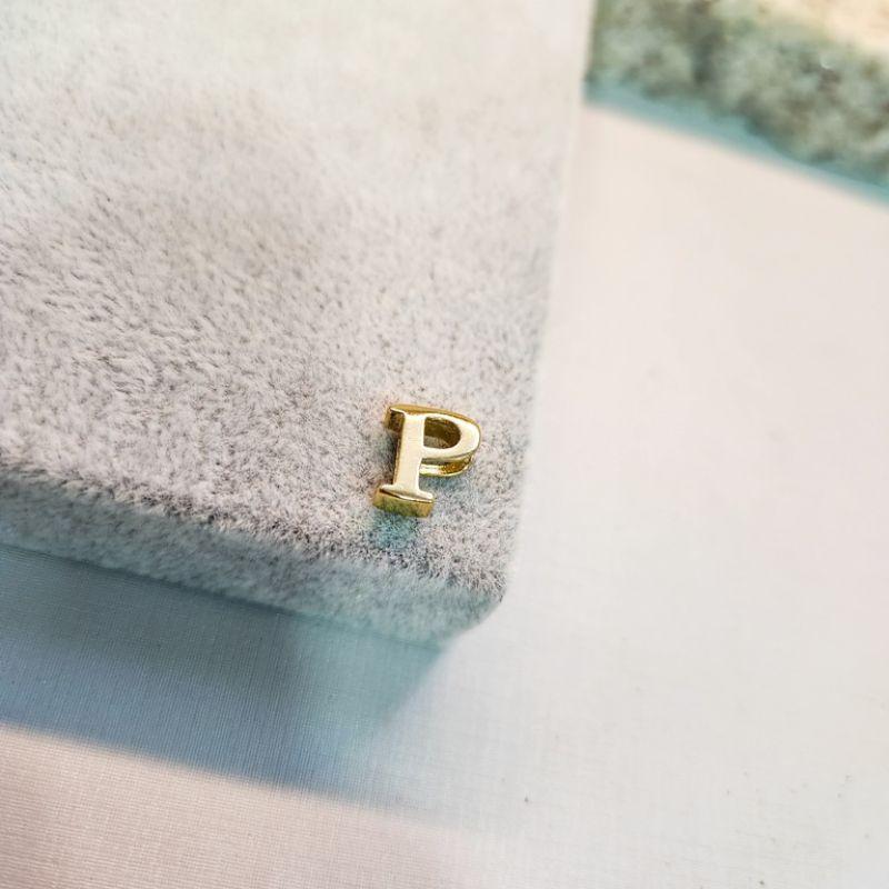 Inicial ouro P