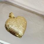 PINGENTE OURO RELICÁRIO CORAÇÃO