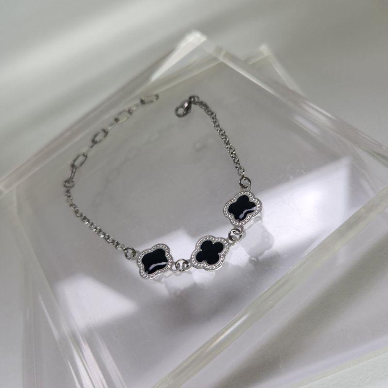 PULSEIRA AÇO TREVOS PRETO