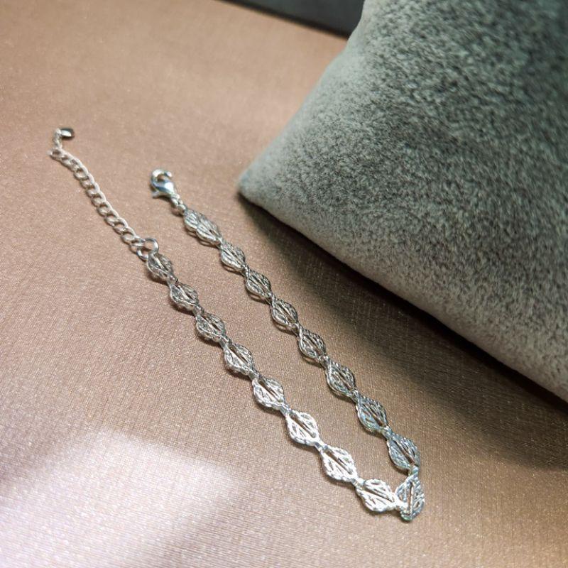 PULSEIRA PRATA FOLHA ARABESCO